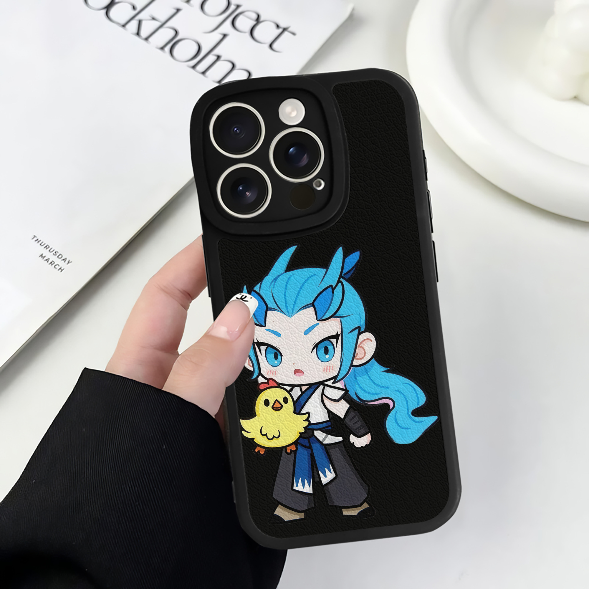 （画像用） Ne Zha 2 ナタ 魔童の大暴れ 【iPhone 16シリーズ対応】シリコンスマホケース（レザー調） 材質：シリコン